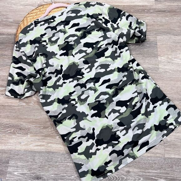 Mens gymshark camo tshirt‎ - Picture 3 of 3